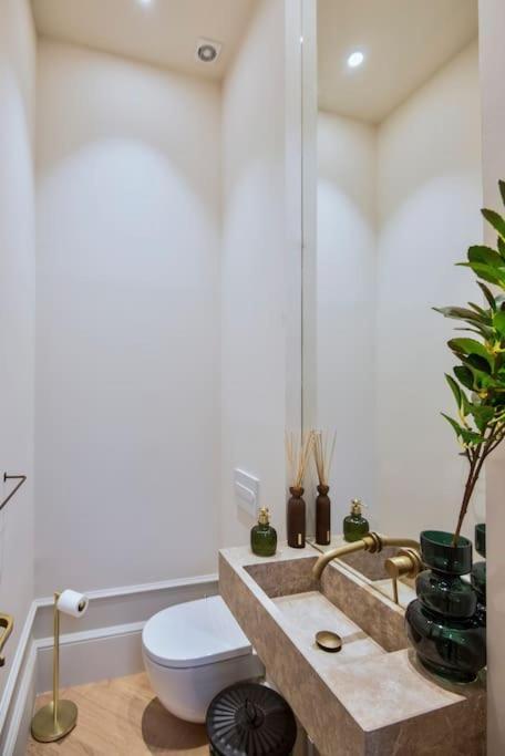 El Botones - Nuevo Apartamento De Diseno Barco Мадрид Экстерьер фото