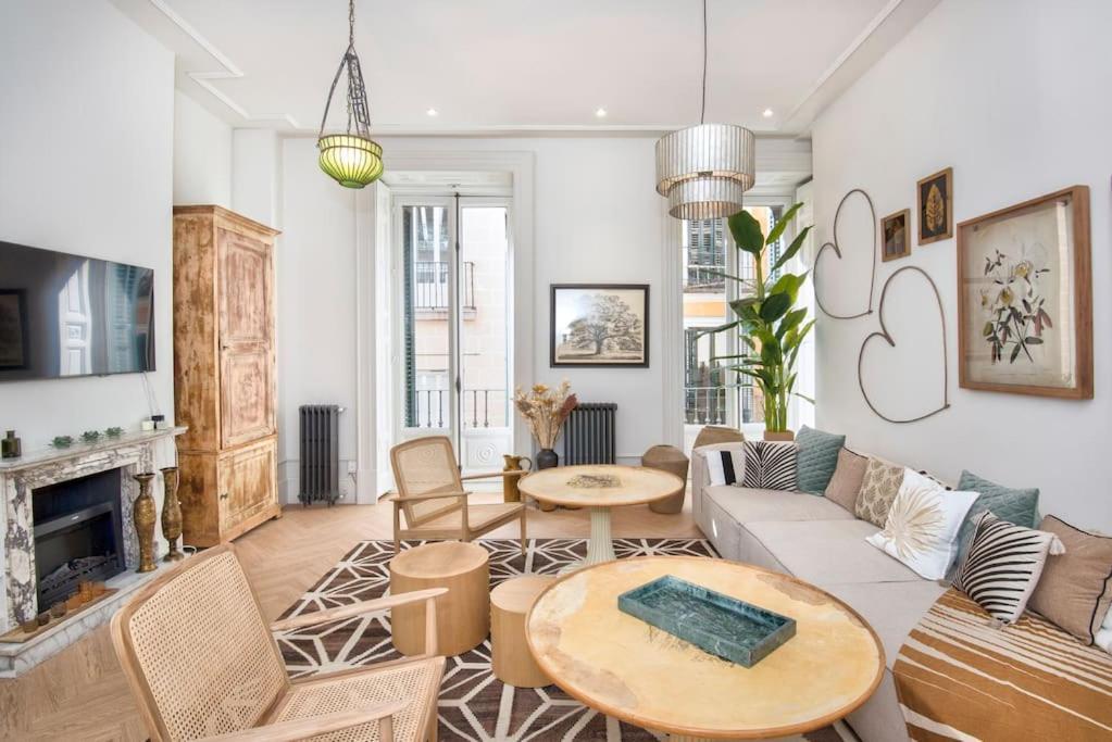El Botones - Nuevo Apartamento De Diseno Barco Мадрид Экстерьер фото