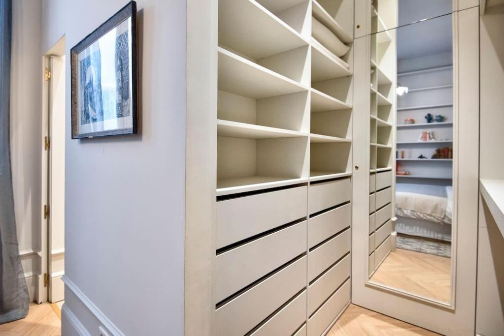 El Botones - Nuevo Apartamento De Diseno Barco Мадрид Экстерьер фото